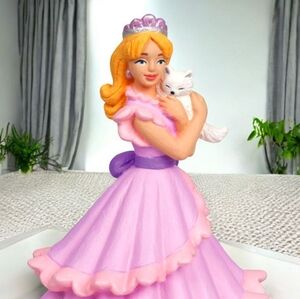 10/$10 Princess Chloe the Enchanted World Figure Pink Holding Cat
